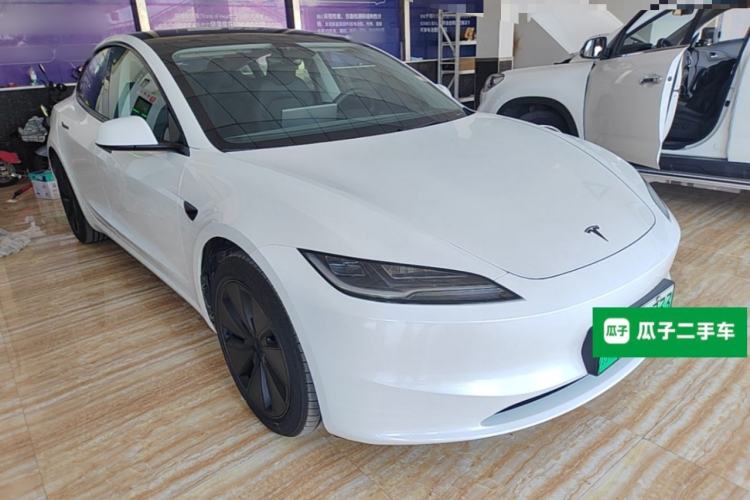 Used Tesla Model 3 2025 Long-Range All-Wheel-Drive Version Front Right 45 Deg