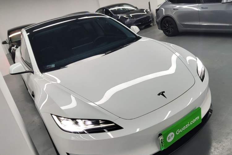 Used Tesla Model 3 2025 Model High-Performance All-Wheel-Drive Version Front Right 45 Deg