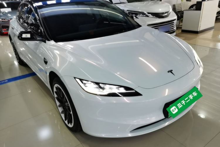 Used Tesla Model 3 2025 Rear-Wheel-Drive Version Front Right 45 Deg