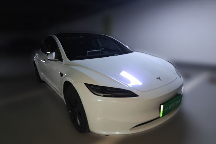 Used Tesla Model 3 2025 Rear-Wheel-Drive Version Front Right 45 Deg