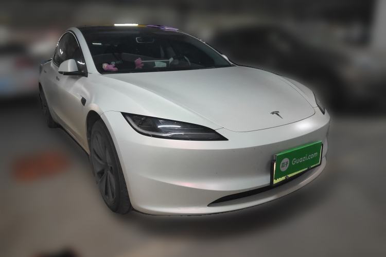 Used Tesla Model 3 2025 Rear-Wheel-Drive Version Front Right 45 Deg