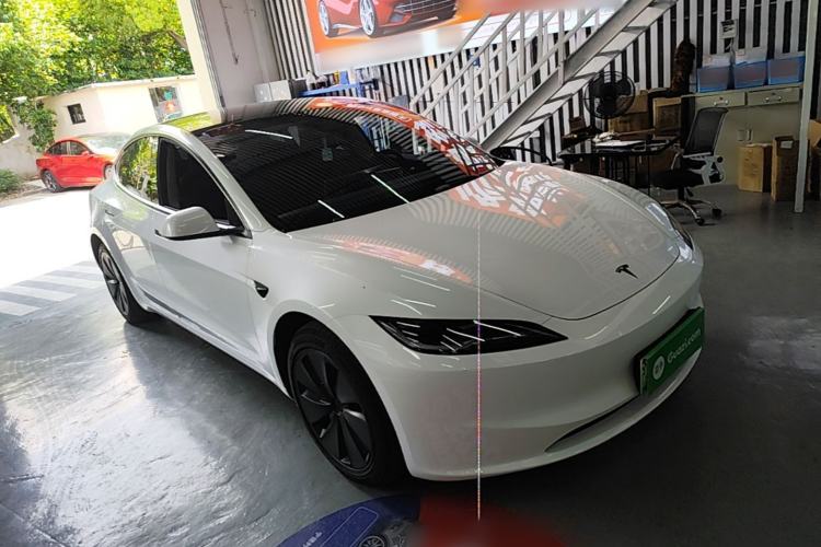 Used Tesla Model 3 2025 Rear-Wheel-Drive Version Front Right 45 Deg