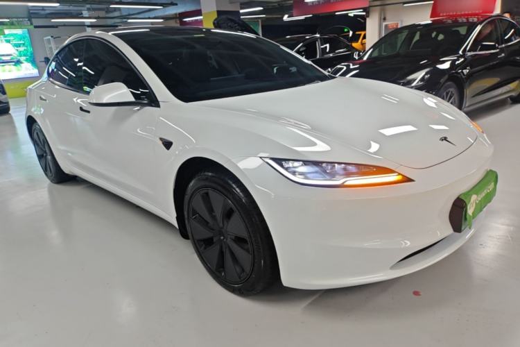 Used Tesla Model 3 2025 Model Revised Long-Range Rear-Wheel-Drive Version Front Right 45 Deg