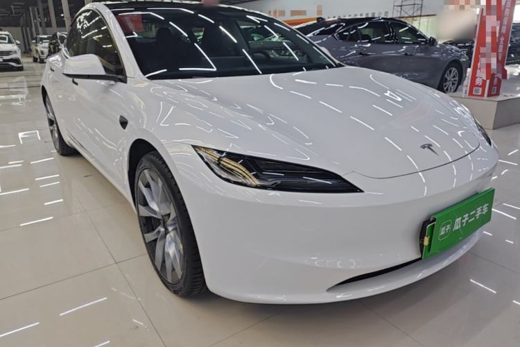 Used Tesla Model 3 2025 Rear-Wheel-Drive Version Front Right 45 Deg