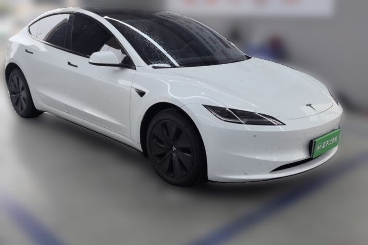 Used Tesla Model 3 2025 Model Long-Range Rear-Wheel-Drive Version Front Right 45 Deg