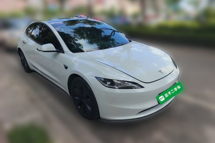 Used Tesla Model 3 2025 Rear-Wheel-Drive Version Front Right 45 Deg