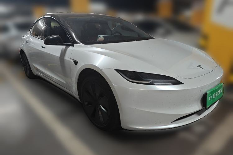 Used Tesla Model 3 2025 Rear-Wheel-Drive Version Front Right 45 Deg