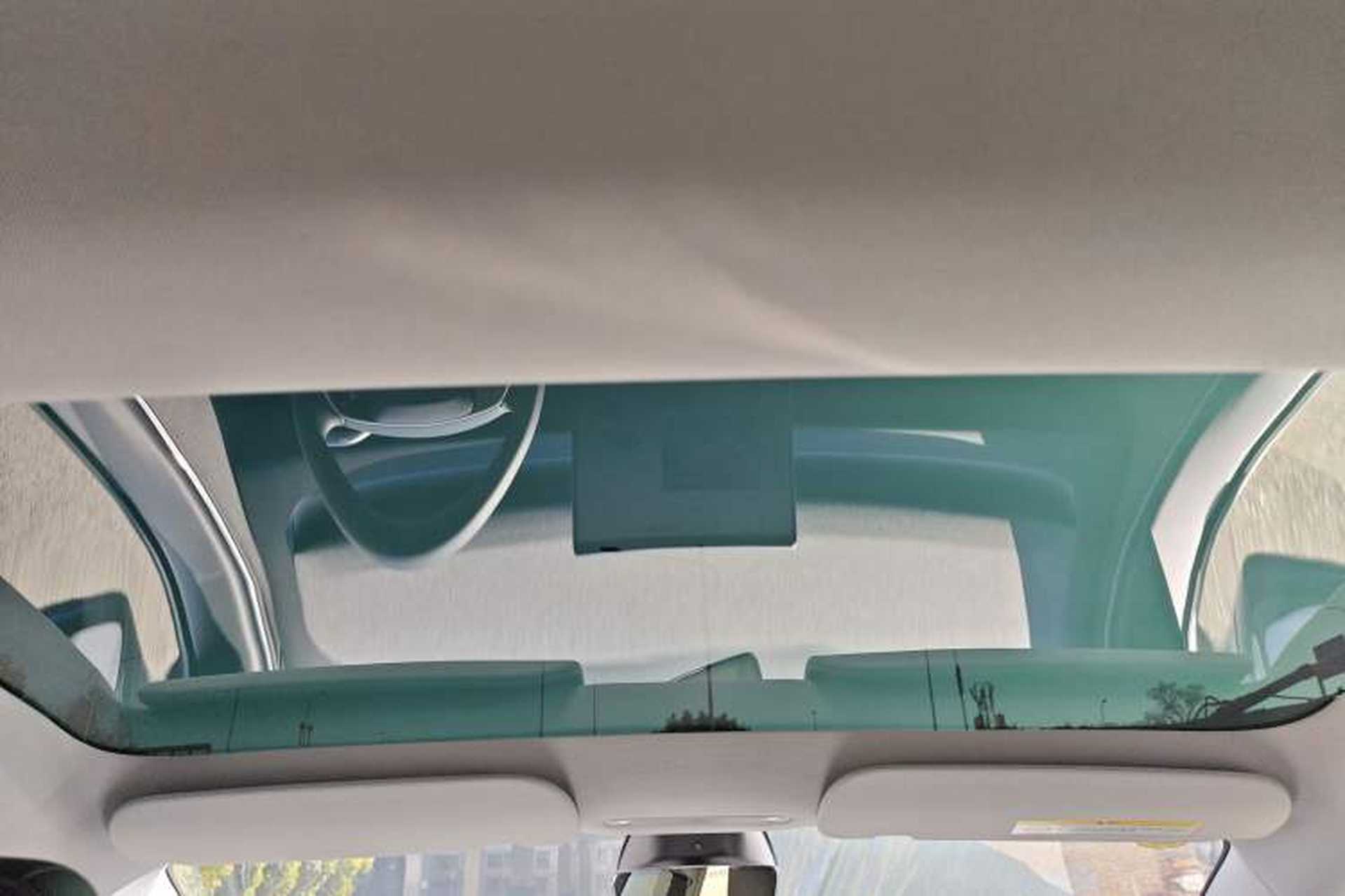 Used Tesla Model 3 2025 Model Revised Rear-Wheel-Drive Version Headliner