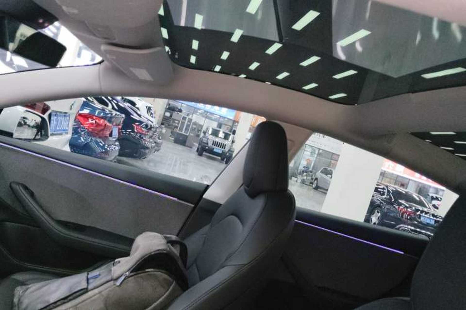 Used Tesla Model 3 2025 Rear-Wheel-Drive Version Headliner