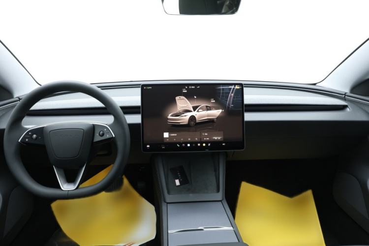 Used Tesla Model 3 2025 Model Revised Rear-Wheel-Drive Version Interior 1