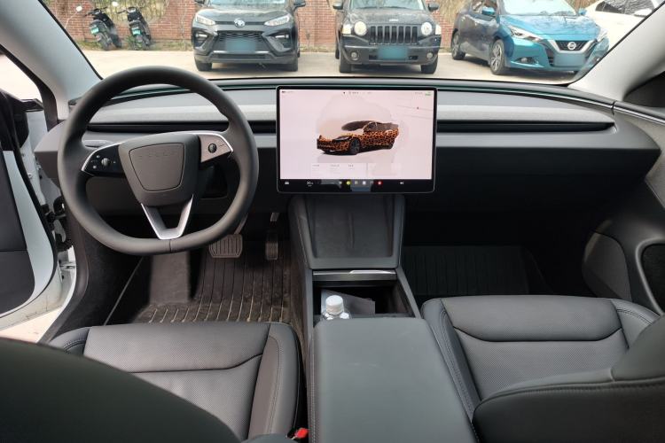 Used Tesla Model 3 2025 Model Revised Rear-Wheel-Drive Version Interior 2