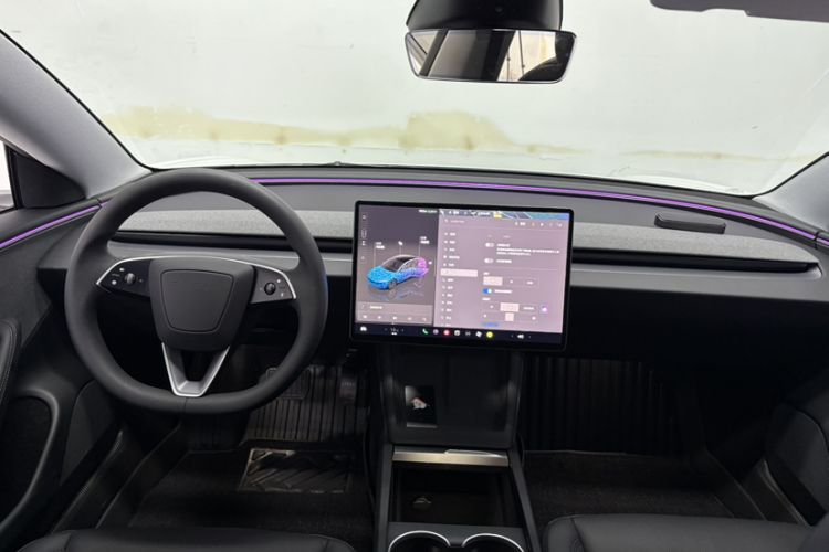 Used Tesla Model 3 2025 Model Revised Rear-Wheel-Drive Version Interior 2
