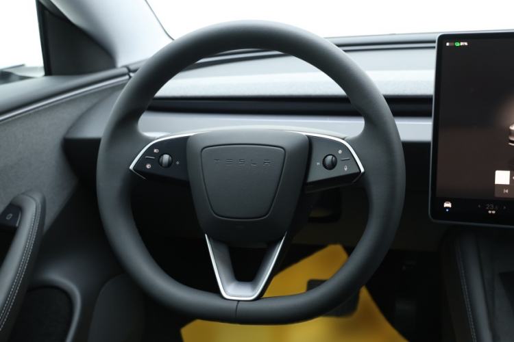 Used Tesla Model 3 2025 Model Revised Rear-Wheel-Drive Version Interior 2