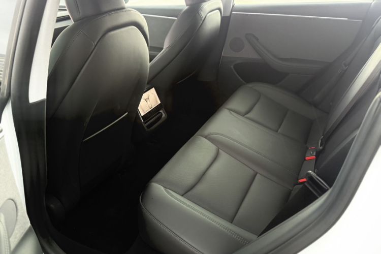 Used Tesla Model 3 2025 Model Long-Range Rear-Wheel-Drive Version Interior 3
