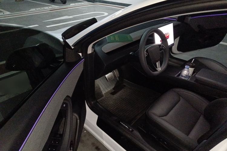 Used Tesla Model 3 2025 Model Revised Rear-Wheel-Drive Version Interior 3