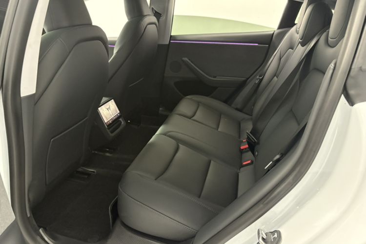 Used Tesla Model 3 2025 Model Revised Rear-Wheel-Drive Version Interior 3