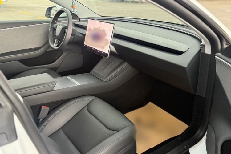 Used Tesla Model 3 2025 Model Long-Range Rear-Wheel-Drive Version Interior 4