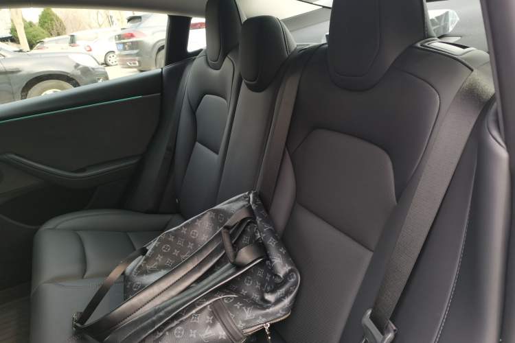 Used Tesla Model 3 2025 Model Revised Rear-Wheel-Drive Version Interior 4