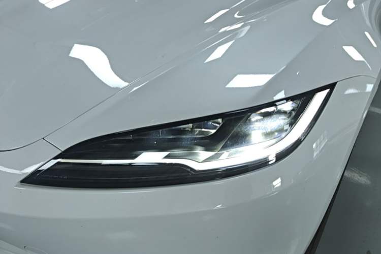 Used Tesla Model 3 2025 Model Revised Rear-Wheel-Drive Version Left Front Headlight