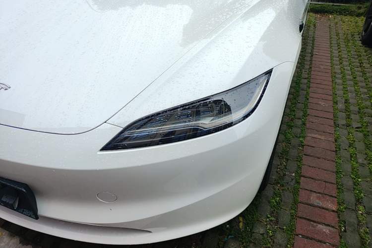 Used Tesla Model 3 2025 Model Long-Range Rear-Wheel-Drive Version Left Front Headlight