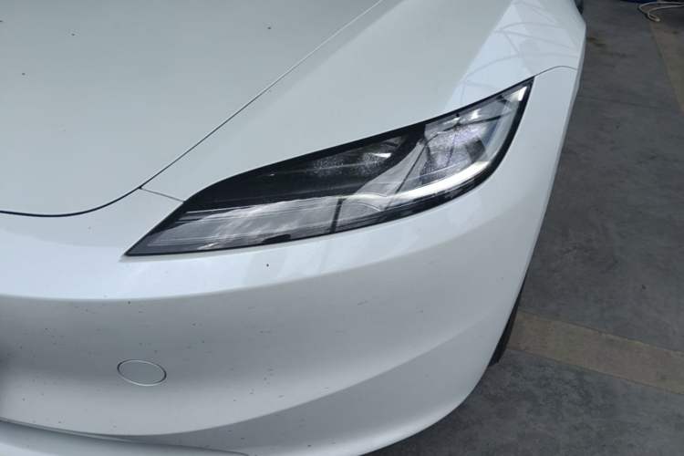 Used Tesla Model 3 2025 Rear-Wheel-Drive Version Left Front Headlight