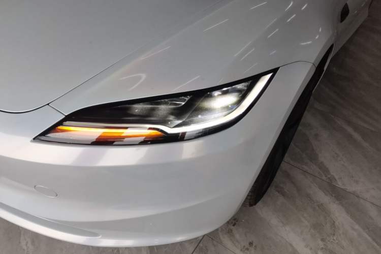 Used Tesla Model 3 2025 Rear-Wheel-Drive Version Left Front Headlight
