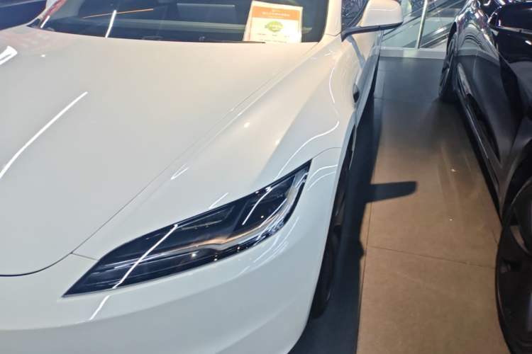 Used Tesla Model 3 2025 Model Revised Rear-Wheel-Drive Version Left Front Headlight