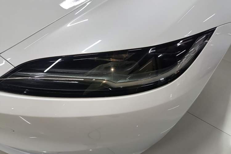 Used Tesla Model 3 2025 Rear-Wheel-Drive Version Left Front Headlight