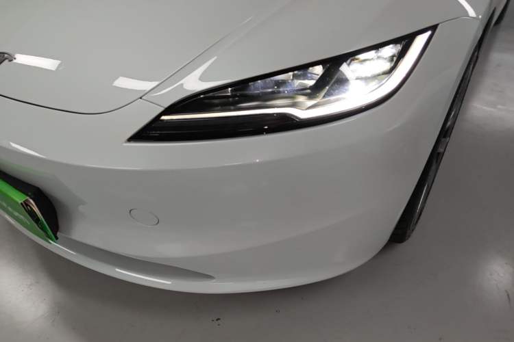 Used Tesla Model 3 2025 Model Revised Long-Range Rear-Wheel-Drive Version Left Front Headlight