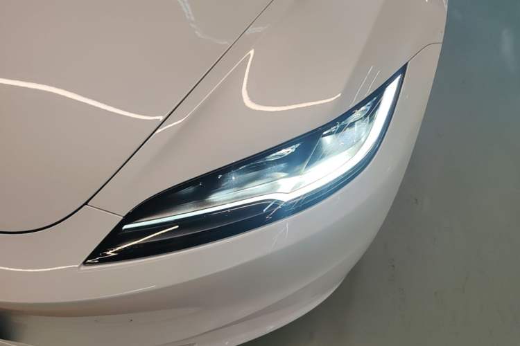 Used Tesla Model 3 2025 Model Revised Rear-Wheel-Drive Version Left Front Headlight
