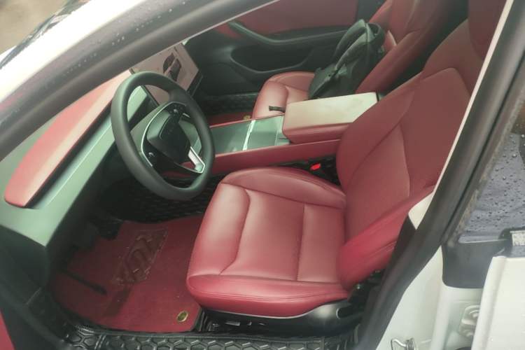 Used Tesla Model 3 2025 Rear-Wheel-Drive Version Left Front Seat