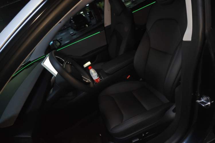 Used Tesla Model 3 2025 Rear-Wheel-Drive Version Left Front Seat
