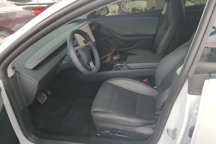 Used Tesla Model 3 2025 Rear-Wheel-Drive Version Left Front Seat