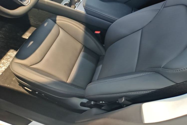 Used Tesla Model 3 2025 Model Revised Rear-Wheel-Drive Version Left Front Seat