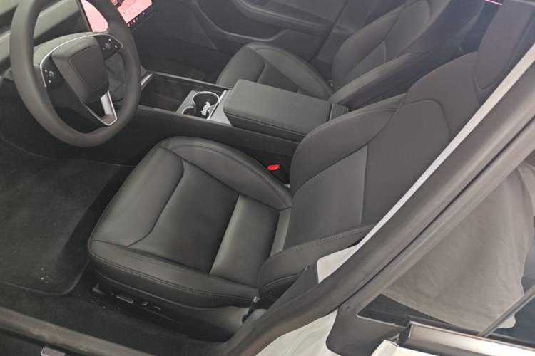 Used Tesla Model 3 2025 Model Revised Long-Range All-Wheel-Drive Version Left Front Seat