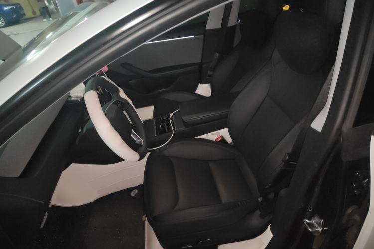 Used Tesla Model 3 2025 Rear-Wheel-Drive Version Left Front Seat