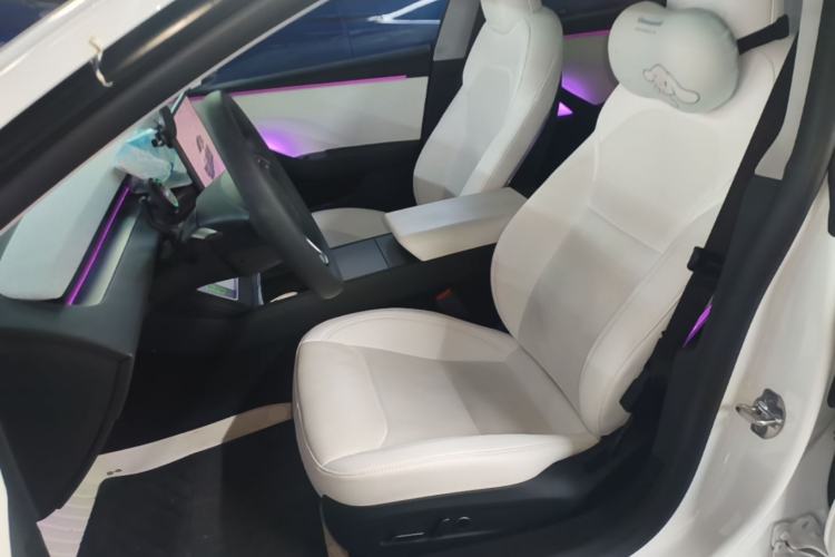 Used Tesla Model 3 2025 Rear-Wheel-Drive Version Left Front Seat