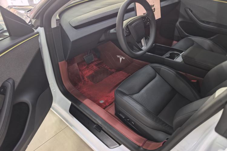 Used Tesla Model 3 2025 Rear-Wheel-Drive Version Left Front Seat