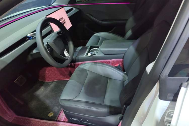 Used Tesla Model 3 2025 Rear-Wheel-Drive Version Left Front Seat