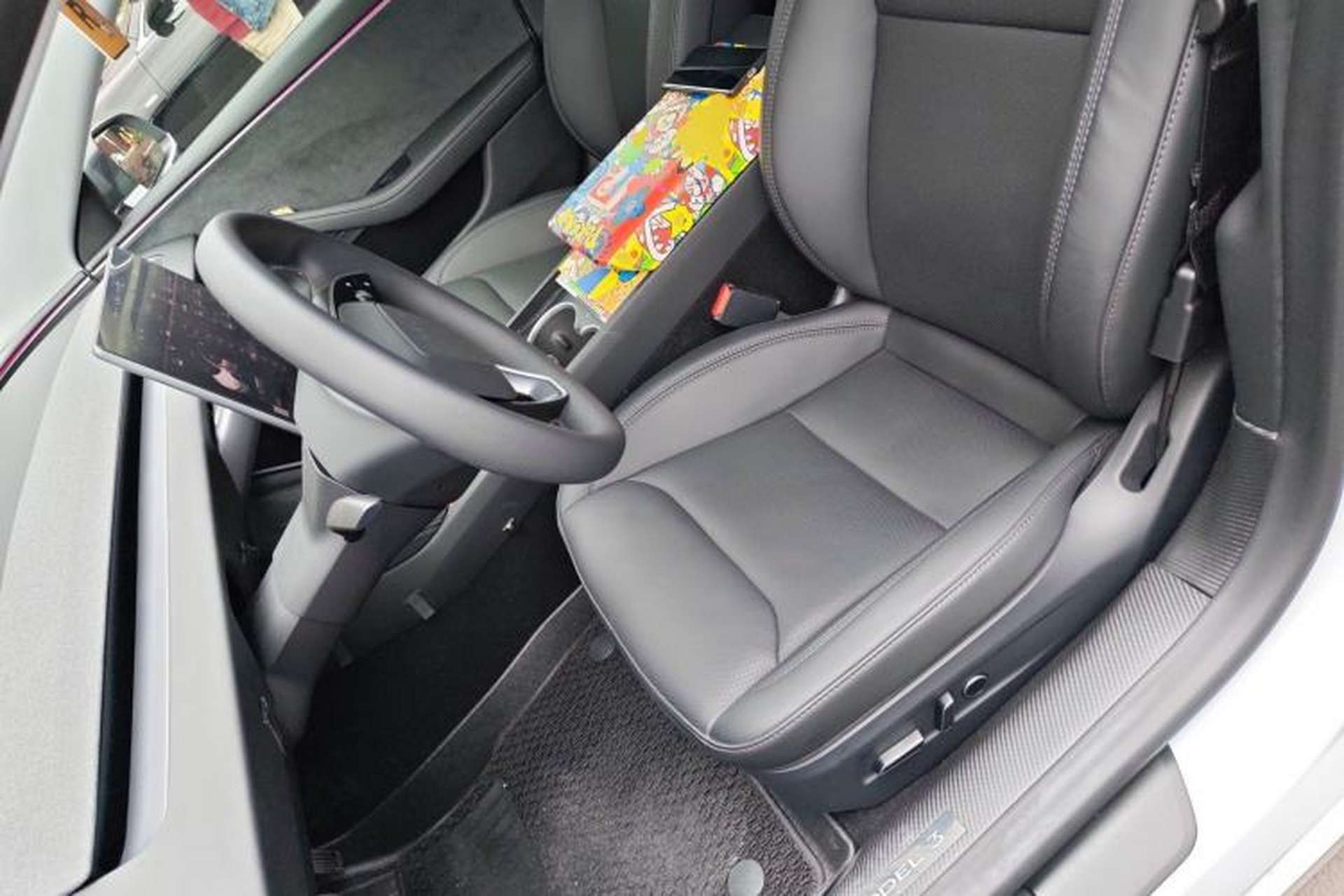 Used Tesla Model 3 2025 Long-Range All-Wheel-Drive Version Left Front Seat