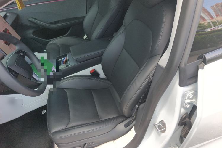 Used Tesla Model 3 2025 Rear-Wheel-Drive Version Left Front Seat