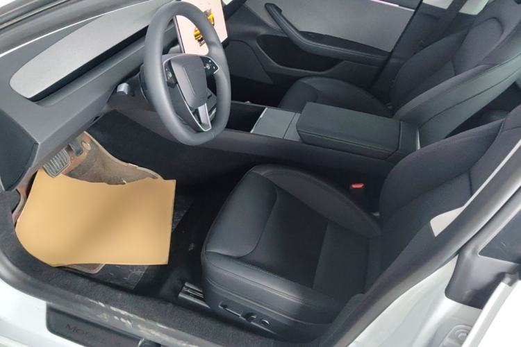 Used Tesla Model 3 2025 Rear-Wheel-Drive Version Left Front Seat