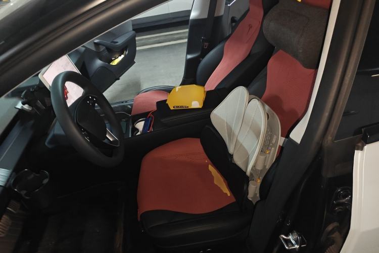 Used Tesla Model 3 2025 Rear-Wheel-Drive Version Left Front Seat