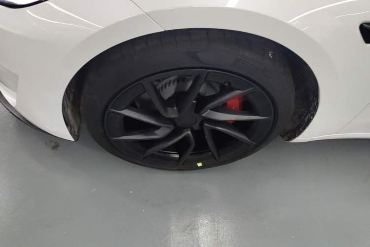 Used Tesla Model 3 2025 Model High-Performance All-Wheel-Drive Version Left Front Wheel Hub
