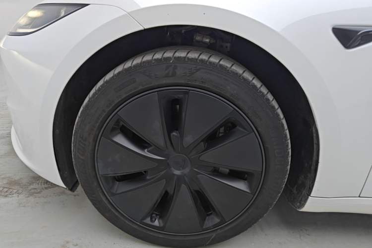 Used Tesla Model 3 2025 Rear-Wheel-Drive Version Left Front Wheel Hub