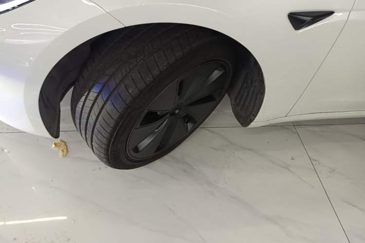 Used Tesla Model 3 2025 Model Revised Rear-Wheel-Drive Version Left Front Wheel Hub