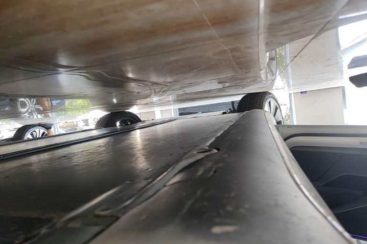 Used Tesla Model 3 2025 Long-Range All-Wheel-Drive Version Left Side Sill