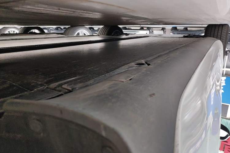 Used Tesla Model 3 2025 Model Revised Rear-Wheel-Drive Version Left Side Sill