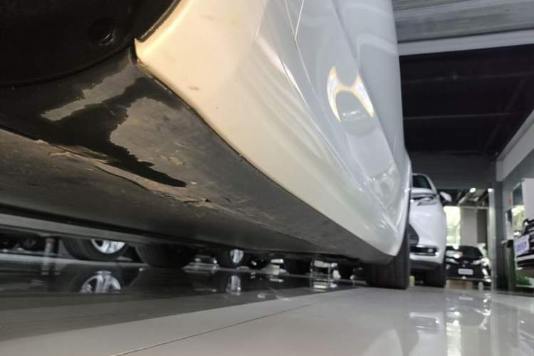 Used Tesla Model 3 2025 Rear-Wheel-Drive Version Left Side Sill