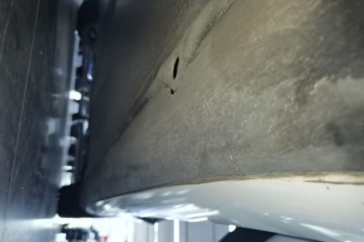 Used Tesla Model 3 2025 Model Revised Rear-Wheel-Drive Version Left Side Sill